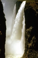 /album/zimbabwe/zimbabwe-1f-cascate-vittoria-jpg1/